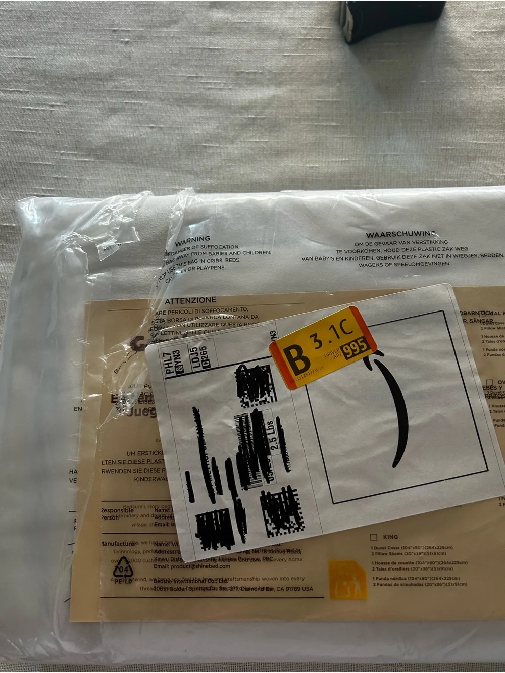 Bedsure GentleSoft Tech Duvet Cover - White Full Size, Soft Polyester.